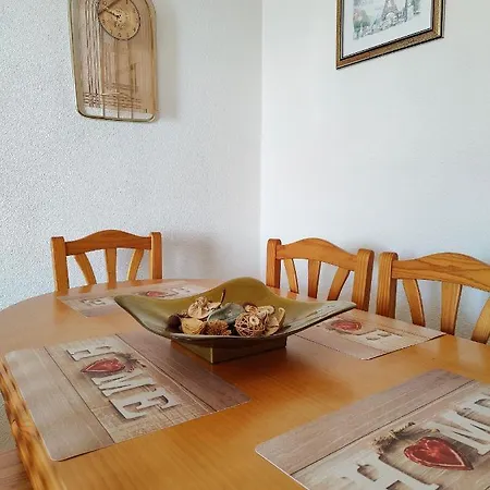 Benimar Sea View מלון בנידורם